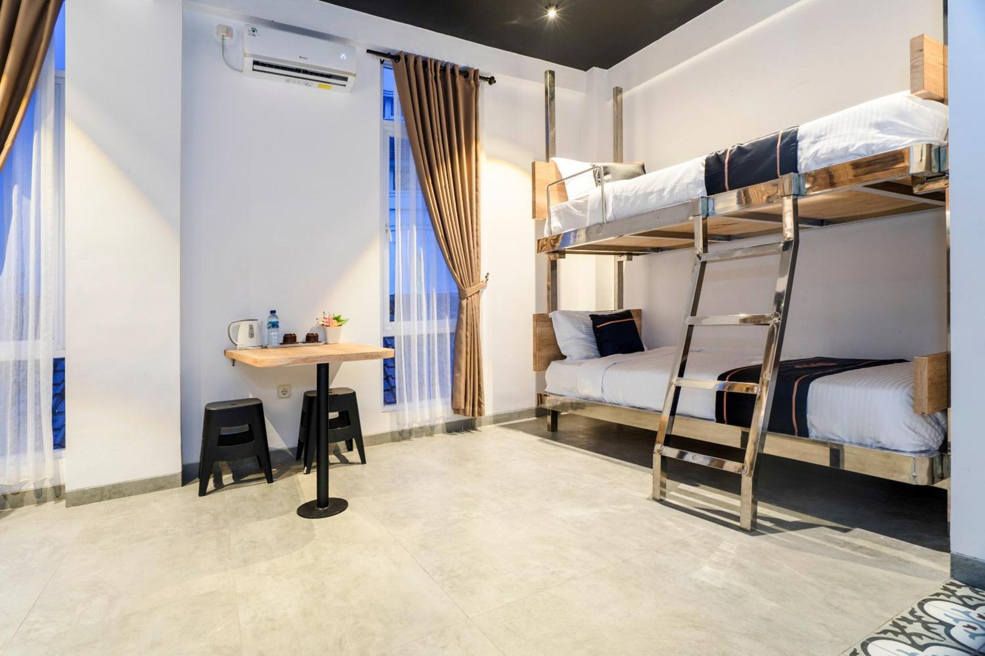 Super Oyo Collection O 2627 Ratamya Co-Living Hotel Jogjacarta Exterior foto